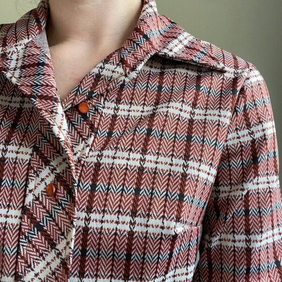 Vintage 1970s Women's Retro Collared Button Up Plaid Red Blue Long Sleeve Shirt - Picture 11 of 11